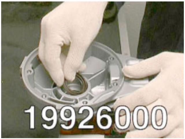 MOTO GUZZI NEVADA CLASSIC 750 IE - REPOSE - 2