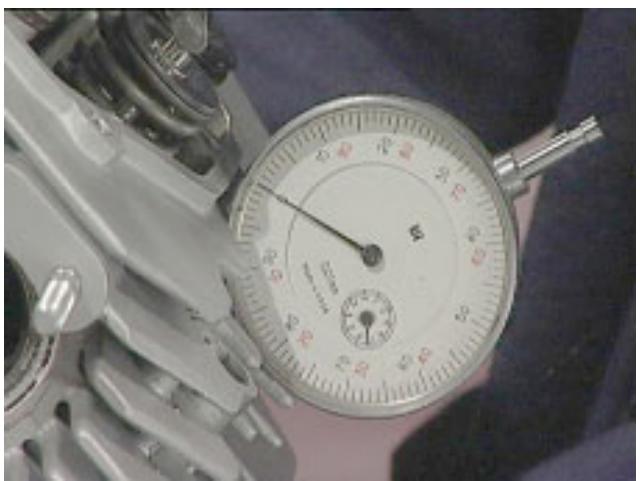 MOTO GUZZI NEVADA CLASSIC 750 IE - CONTROLLE DU CALAGE - 2