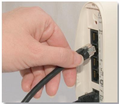 BUFFALO LINKSTATION PRO - Steg I: Anslut kablarna - 3