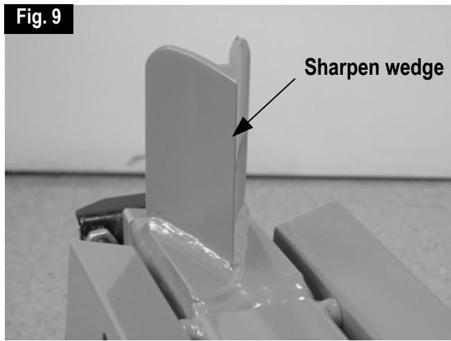 ATIKA ASP 4 - Sharpening the splitting wedge - 1