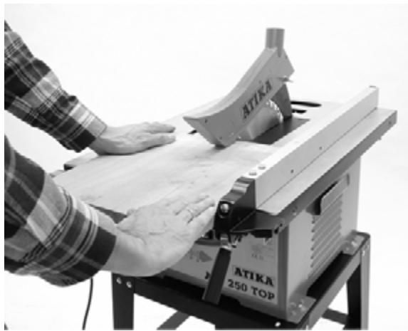 ATIKA ATS 250 - Het zagen van brede werkstukken. - 1