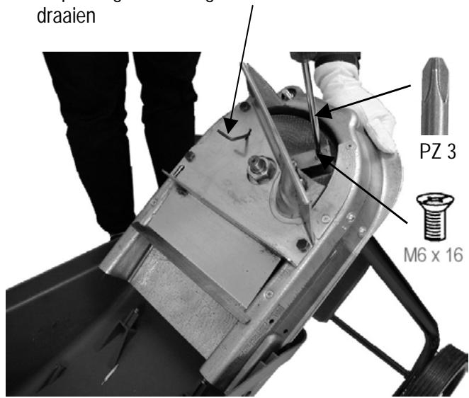 ATIKA BIOTEC 2400 - een kant van het mes is stomp - 2