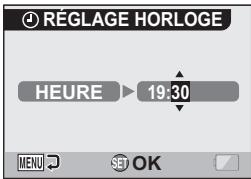 LOGICOM-SANYO XACTI VP-CG65 - Régler l'horloge. - 1