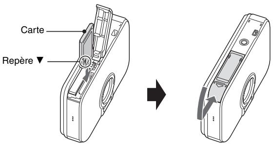 LOGICOM-SANYO XACTI VPC-E6GX - Insérez la carte et fermez le cache du bloc-pile/de la carte. - 1