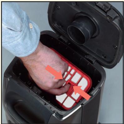 LUX 1 C - GB Installing a new LUX Dust Bag - 1