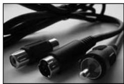 MARMITEK CONNECT 225 - S-video vers adaptateur de composite video - 1