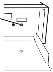 AUDIOVOX MCD9425 - Bouton reset - 1