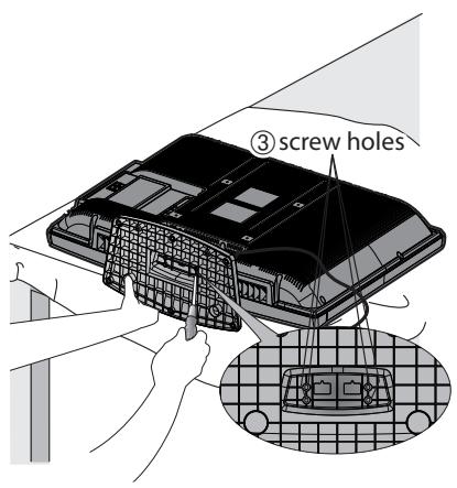 SYLVANIA LC321SSX - ☑ Attaching the Stand - 3