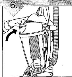 ROYAL RY6100 - VACÍE Y LIMPIE EL RECIPIENTE DE POLVO - 6