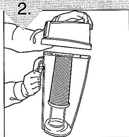 ROYAL RY6100 - VACÍE Y LIMPIE EL RECIPIENTE DE POLVO - 2