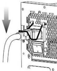 ENERMAX REVOLUTION85PLUS - Il cavo di alimentazione AC, cui sconnettersi a seguito di sollecitationi improprie. Il dispositivo Enermax CordGuard, mantiene saldamente in posizione il connettore di alimentazione, evitando spegnimenti improvisi ed il danneggiamento del PC. - 4