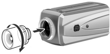 ENEO VKC-1345 - - Connexion d'un objectif monture CS - 1