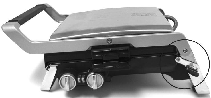 GEORGE FOREMAN GRP100CAN - Position A. Adjustable grill angle bar up (locked) for sloped cooking. - 1