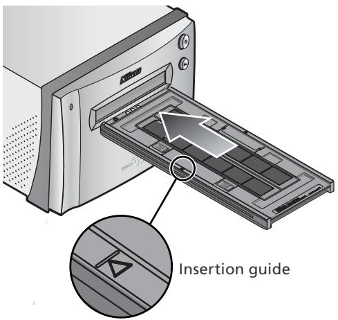 NIKON COOLSCAN 9000 - Inserting Holders - 3