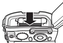 OLYMPUS TG 860 - Pour-retirer la cartemémoire - 1