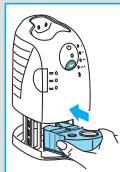 BRAUN SERIES 7 799CC-7 WET&DRY - Carica e pulizia del rasoio - 4