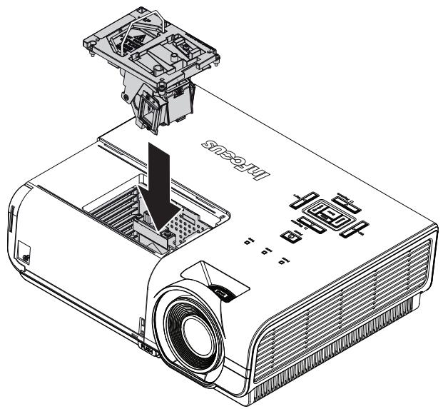 INFOCUS IN3926 - Enlevez le couvercle à vis. - 6