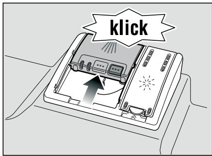 BOSCH SPS50E12EU - Remplissage du détergent - 3