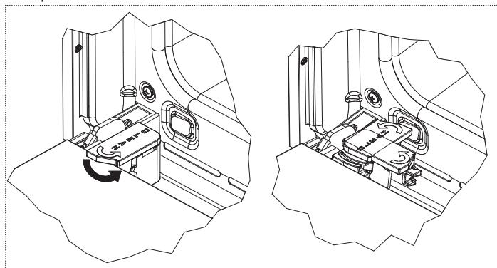 FRANKE CR 913 M XS DCT TFT - Retrait et nettoyage du panneau de verre interne de la porte du four - 2