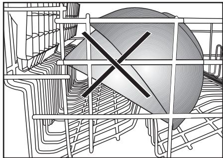BEKO DIS35020 - Placing the dishes into the dishwasher - 5