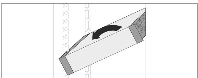 LIEBHERR CNGWD5723  -  CNGWD5723-20 - Sortir complètement le VarioSafe - 1