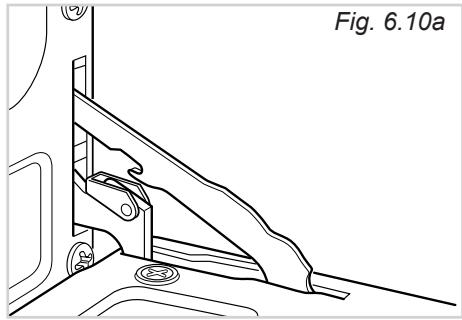 DELONGHI PEMA965A - PEMA965C - REMOVING THE OVEN DOOR - 1