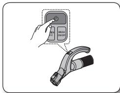 SAMSUNG VC07F60WNUR/EF - VC07F60WNUR/EF - USING THE UV BRUSH (OPTION) - 3