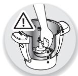 MOULINEX XF384B10 - Vis-à-vis de la sécurité de la personne - 3