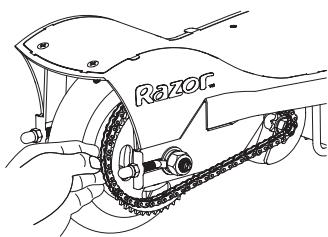 RAZOR POWERCORE E100 - □ Remplacement de la chaine et du pneu arrêté - 5