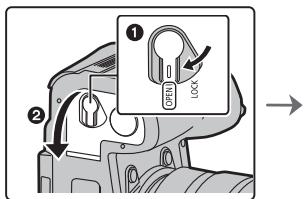 PANASONIC LUMIX G9 - Insertion de la batterie - 1