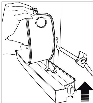 BEKO RCNE520E31W - Cleaning the water tank - 5