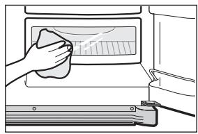 GORENJE NRS9182BBK - Belső részek tisztítása - 1