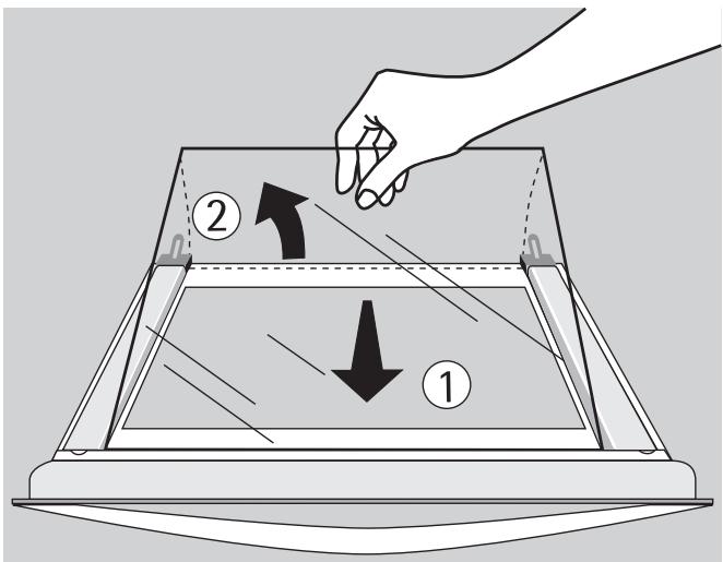 ARTHUR MARTIN FE 6450 NG - Démonter la vitre intermédiaire de la porte - 1