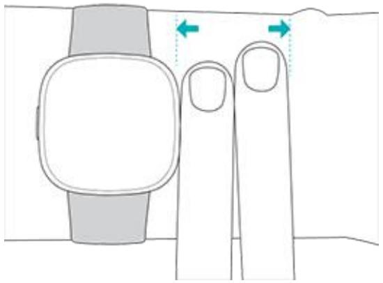FITBIT Versa 4 - Port de la montre toute la journée ou lors d'une activité physique - 2