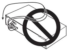 MIELE H 4641 BP KAT BLANC - Pendant la connexion des câbles - 1