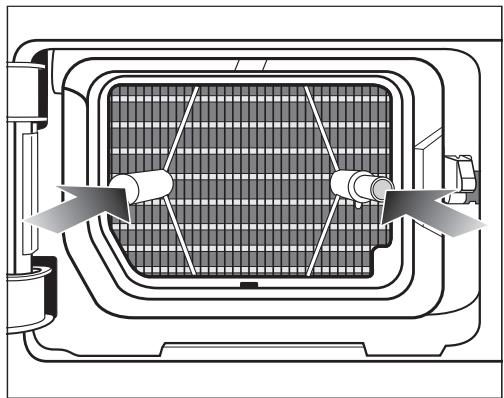 MIELE NC - Nettoyer le filtrde socle - 3
