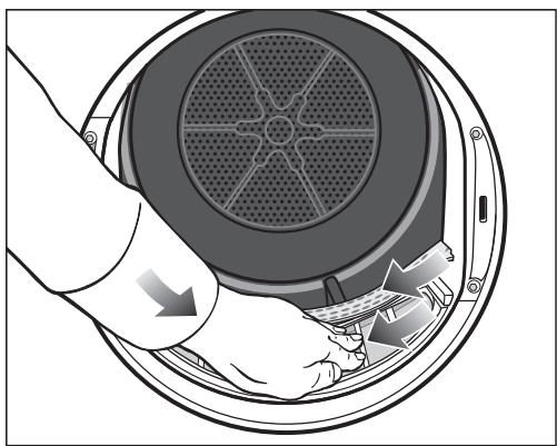 MIELE NC - Retirer les peluches visibles - 3