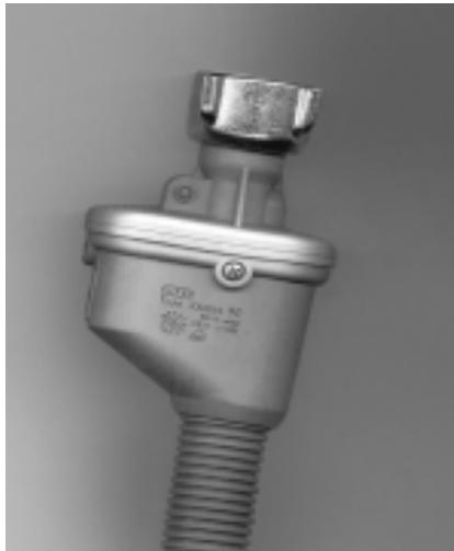 WHIRLPOOL AWM 8900 - Branchement du tuyau de vidange - 1