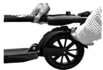 E-TWOW TROTTINETTEE2-EVO-S+ - Étape de dépliage (partie 1) - 2