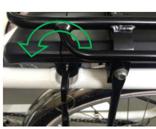 PEUGEOT ELCO1 - a. Extraction de la batterie : - 1