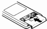 DENON AVC-A1SE - Insertion des piles - 3