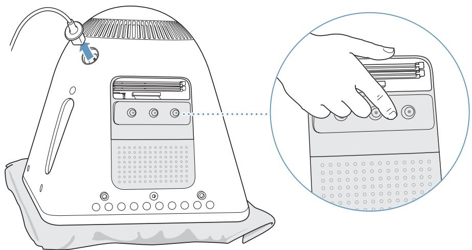 APPLE eMac - Pour remplacer la pile interne : - 3