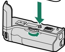 FUJIFILM XT3 - Fixation de la poignée-alimentation verticale - 4