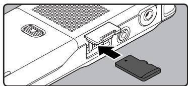 OLYMPUS DM 550 - Insertion d'une carte microSD - 2