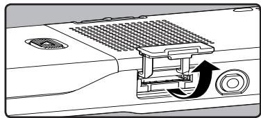 OLYMPUS DM 550 - Insertion d'une carte microSD - 1