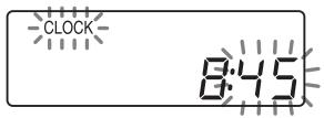 SONY CFD-E95 - Einstellen der Uhr - 5