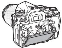 PENTAX K-1 II SILVER + GRIP K1EDITION LIMITE - Régler l'angle de l'écran. - 1
