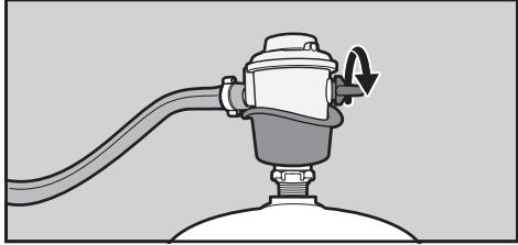 WEBER GENESIS II LX E 440 GBS - Débranche le détendeur de la bouteille - 8