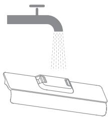 DREAME H12 - Cleaning the Brush Roller Cover - 2
