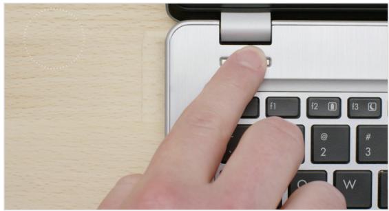 Crucial NC - Retirer le câble d'alimentation et la batterie - 1